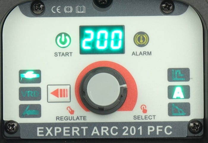 EXPERT ARC 201 PFC wysiwetlacz lcd.jpg