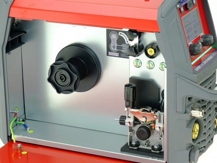 migomat EXPERT MIG 210 SYNERGIC Pro4 LCD.jpg